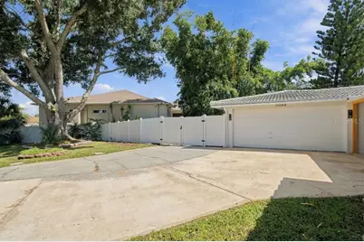 10744 Drummond Road, Tampa, FL 33615 - Photo 64