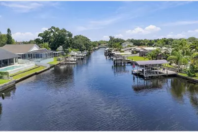 10744 Drummond Road, Tampa, FL 33615 - Photo 4