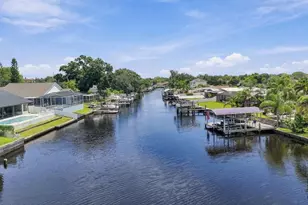 10744 Drummond Rd, Tampa, FL 33615 - Photo 4