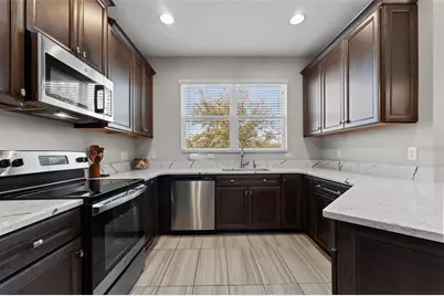 29913 Southwell Lane, Wesley Chapel, FL 33543 - Photo 22