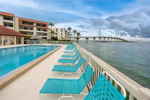 126 1st St E, Tierra Verde, FL 33715 - Photo 44