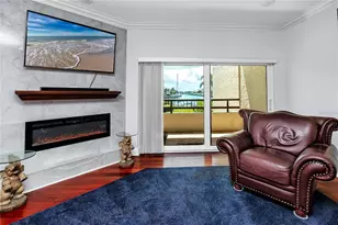 126 1st St E, Tierra Verde, FL 33715 - Photo 6