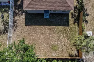 1013 13th St E, Bradenton, FL 34208 - Photo 2