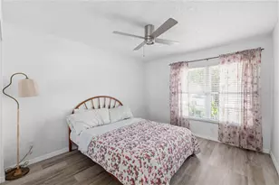 1570 Club Dr, Tarpon Springs, FL 34689 - Photo 20