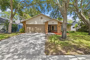1570 Club Dr, Tarpon Springs, FL 34689 - Photo 1
