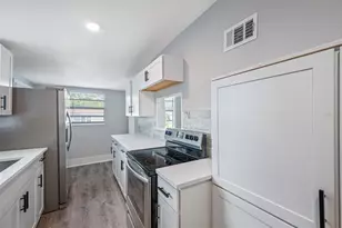 4908 N 15th St, Tampa, FL 33610 - Photo 12