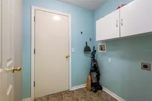 10274 Oasis Palm Dr, Tampa, FL 33615 - Photo 26