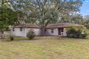 15620 Hays Rd, Spring Hill, FL 34610 - Photo 2