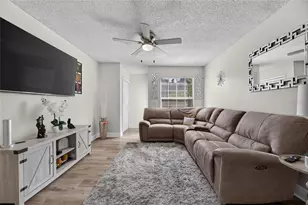 7321 Jackson Springs Rd, Tampa, FL 33634 - Photo 6