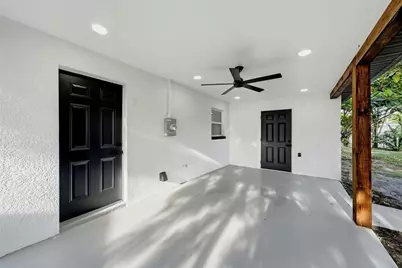 6212 42 Avenue N, Saint Petersburg, FL 33709 - Photo 26