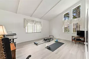 2101 Sunset Point Rd, Clearwater, FL 33765 - Photo 10
