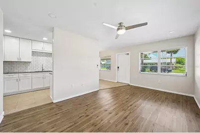 3700 59th Street N, Saint Petersburg, FL 33710 - Photo 8
