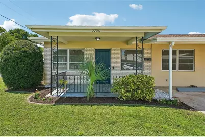 3700 59th Street N, Saint Petersburg, FL 33710 - Photo 4