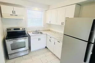 920 E Seneca Ave, Tampa, FL 33612 - Photo 14