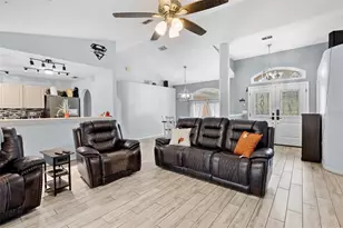 13925 Echo Mountain Dr, Hudson, FL 34667 - Photo 8