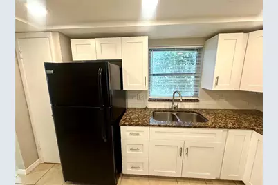 5060 76th Avenue N #112, Pinellas Park, FL 33781 - Photo 4
