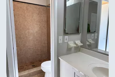 2285 Crystal Grove Lane, Lakeland, FL 33801 - Photo 30