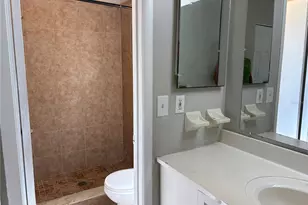 2285 Crystal Grove Ln, Lakeland, FL 33801 - Photo 30