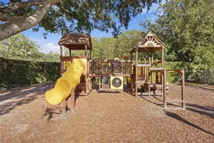 16308 Moradas De Avila, Tampa, FL 33613 - Photo 78