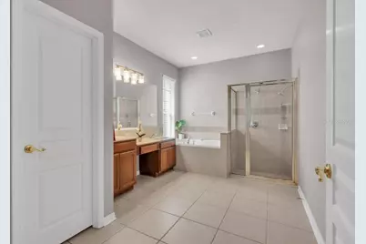 5929 Fishhawk Crossing Boulevard, Lithia, FL 33547 - Photo 18