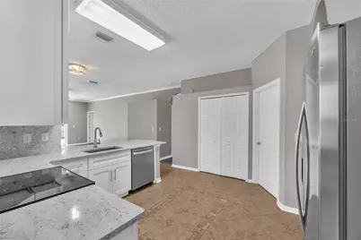 506 Greg Street, Valrico, FL 33594 - Photo 4
