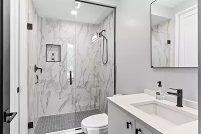 92 W Davis Boulevard, Tampa, FL 33606 - Photo 28