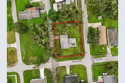 7512 Rhode Island Drive, Tampa, FL 33619 - Photo 18