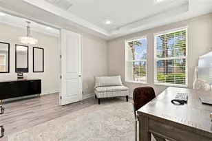 28907 Revaro Ln, Wesley Chapel, FL 33543 - Photo 12