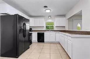 11399 80th Ave, Seminole, FL 33772 - Photo 10