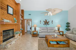 11810 Spanish Lake Dr, Tampa, FL 33635 - Photo 14