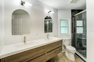 201 Driftwood Ln, Largo, FL 33770 - Photo 20