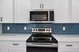 5114 Chilkoot St, Tampa, FL 33617 - Photo 24