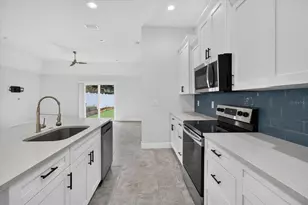 5114 Chilkoot St, Tampa, FL 33617 - Photo 18