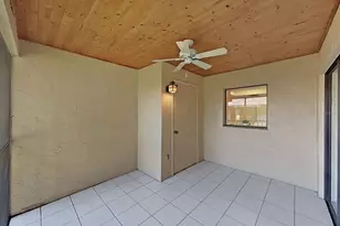 2679 Sabal Springs Cir, Clearwater, FL 33761 - Photo 22
