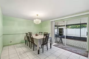 3118 River Cove Dr, Tampa, FL 33614 - Photo 12