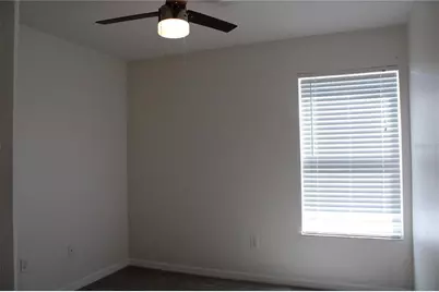 7840 Carriage Pointe Drive, Gibsonton, FL 33534 - Photo 24