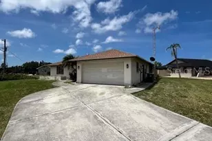 9757 Gulfstream Blvd, Englewood, FL 34224 - Photo 2