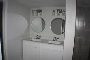 5210 S 84th St, Tampa, FL 33619 - Photo 6