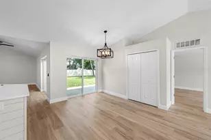 7455 Gates Cir, Spring Hill, FL 34606 - Photo 12