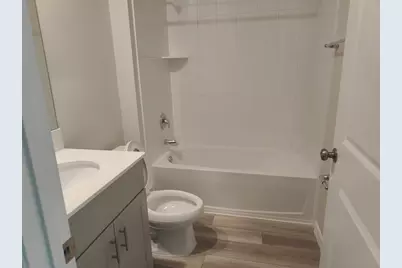 31650 Baronne St, Wesley Chapel, FL 33545 - Photo 6