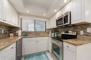 1290 Gulf Blvd, Clearwater, FL 33767 - Photo 12