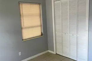 10723 109th St, Seminole, FL 33778 - Photo 4