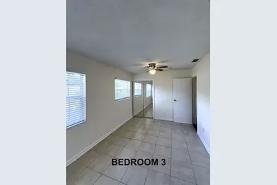 5682 63rd Lane N, Saint Petersburg, FL 33709 - Photo 8