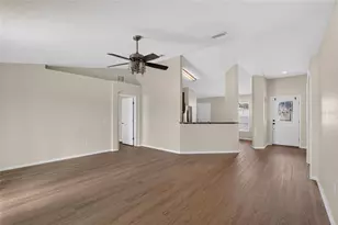 212 Majestic Gardens Ln, Winter Haven, FL 33880 - Photo 16