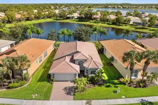 16019 Golden Lakes Drive, Wimauma, FL 33598 - Photo 32