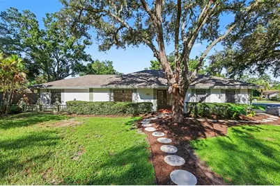 648 Bua Drive, Temple Terrace, FL 33617 - Photo 1