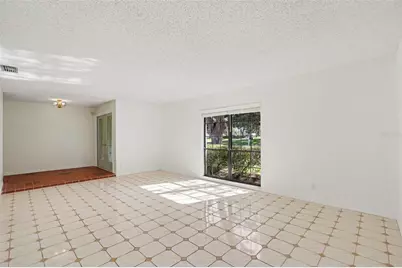 648 Bua Drive, Temple Terrace, FL 33617 - Photo 6
