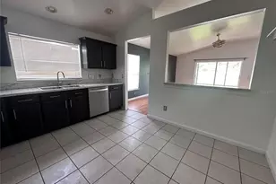 11551 Misty Isle Ln, Riverview, FL 33579 - Photo 8