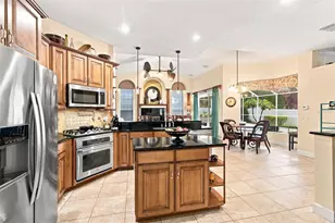 2931 Hillside Ramble Dr, Brandon, FL 33511 - Photo 2