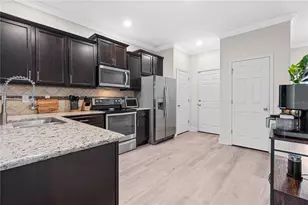 8719 Turnstone Haven Pl, Tampa, FL 33619 - Photo 14